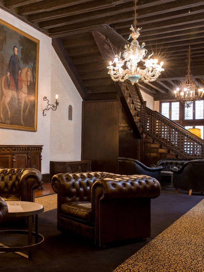 Hotel lobby with Chesterfield sofas